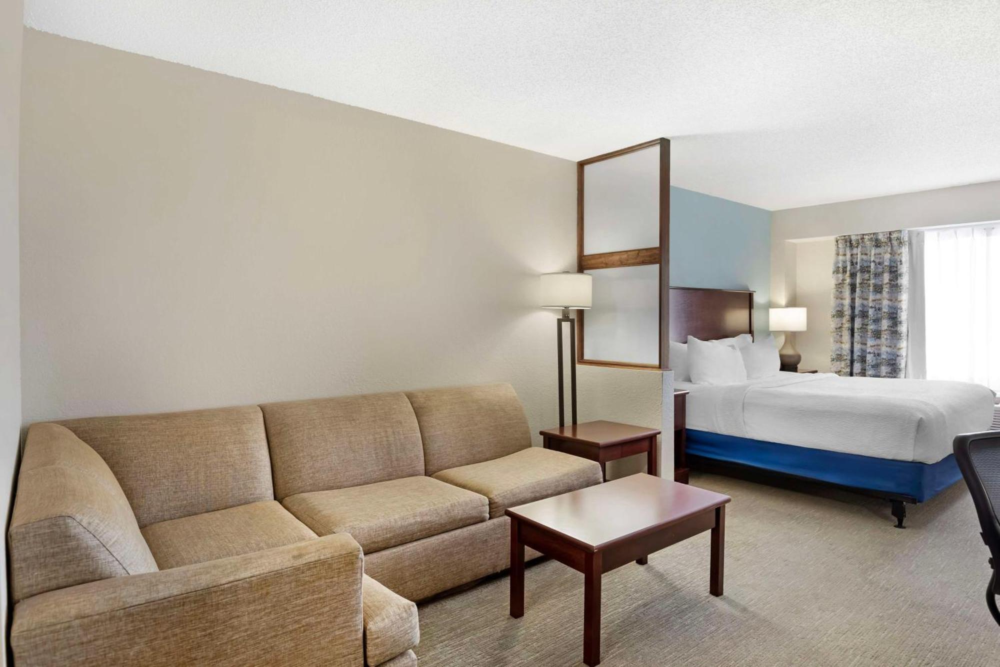 Best Western Plus Crossroads Inn & Suites Zion Crossroads Exterior foto